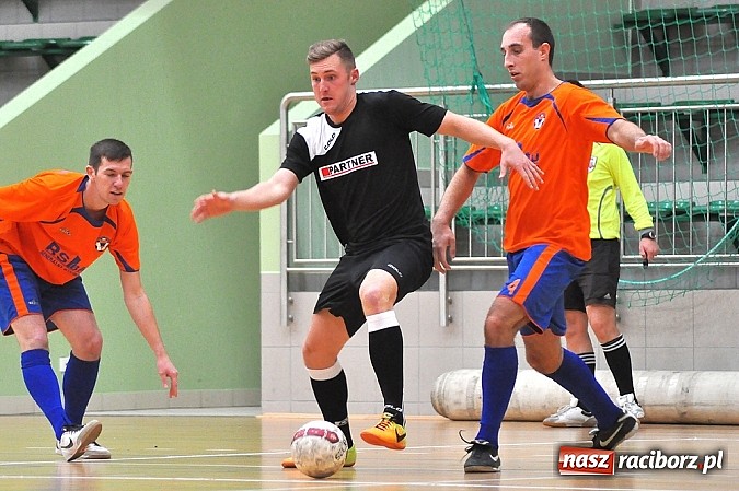 Zdjęcie w galerii na portalu naszraciborz.pl: Rafał Haras rozgromił Grzegorzowice, Harpagany nie dały rady mistrzowi wiadomości z regionu