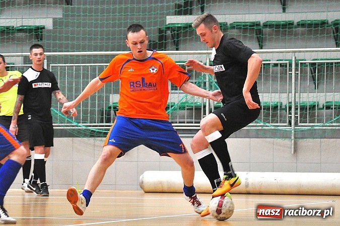 Zdjęcie w galerii na portalu naszraciborz.pl: Rafał Haras rozgromił Grzegorzowice, Harpagany nie dały rady mistrzowi wiadomości z regionu