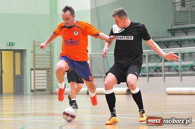 Zdjęcie w galerii na portalu naszraciborz.pl: Rafał Haras rozgromił Grzegorzowice, Harpagany nie dały rady mistrzowi wiadomości z regionu