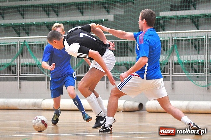 Zdjęcie w galerii na portalu naszraciborz.pl: Rafał Haras rozgromił Grzegorzowice, Harpagany nie dały rady mistrzowi wiadomości z regionu