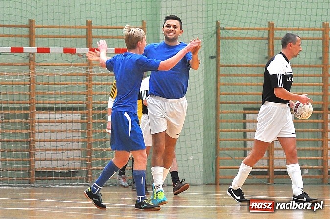 Zdjęcie w galerii na portalu naszraciborz.pl: Rafał Haras rozgromił Grzegorzowice, Harpagany nie dały rady mistrzowi wiadomości z regionu