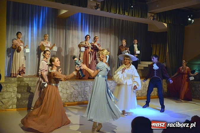 Zdjęcie w galerii na portalu naszraciborz.pl: RCK zaprasza na przedstawienie Dziadek do orzechów i król myszy wiadomości z regionu