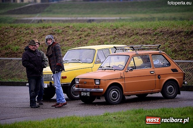 Zdjęcie w galerii na portalu naszraciborz.pl: Przejście graniczne w Chałupkach zamieniło się w plan filmowy. Jan Kidawa Błoński kręci tu film Gwiazdy. Na planie kilku znanych aktorów wiadomości z regionu
