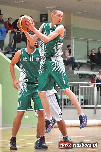 Zdjęcie w galerii na portalu naszraciborz.pl: Koszykówka: Wysoka porażka. Wynik lepszy od gry  wiadomości z regionu
