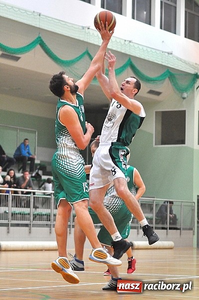 Zdjęcie w galerii na portalu naszraciborz.pl: Koszykówka: Wysoka porażka. Wynik lepszy od gry  wiadomości z regionu