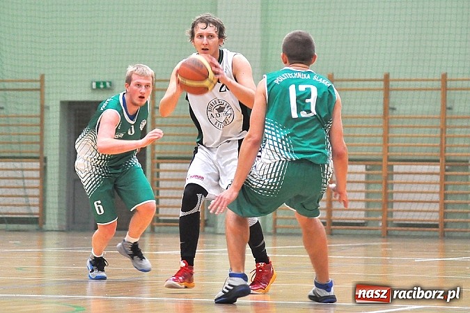 Zdjęcie w galerii na portalu naszraciborz.pl: Koszykówka: Wysoka porażka. Wynik lepszy od gry  wiadomości z regionu