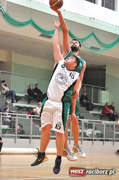 Zdjęcie w galerii na portalu naszraciborz.pl: Koszykówka: Wysoka porażka. Wynik lepszy od gry  wiadomości z regionu