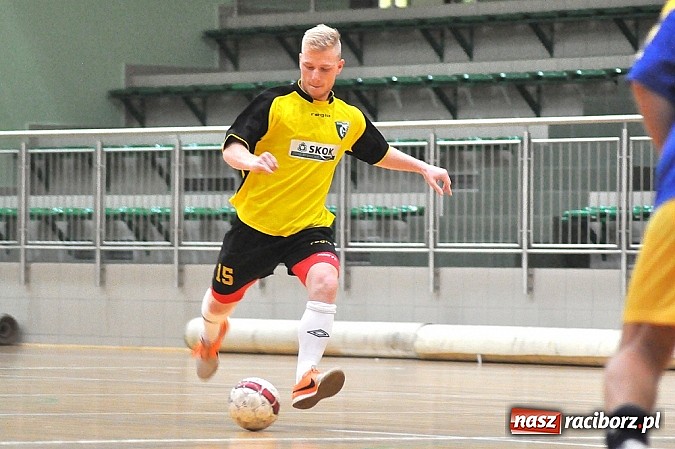 Zdjęcie w galerii na portalu naszraciborz.pl: Sześć stów w plecy trzy punkty do przodu wiadomości z regionu