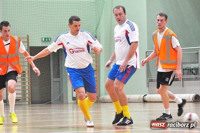 Zdjęcie w galerii na portalu naszraciborz.pl: Sześć stów w plecy trzy punkty do przodu wiadomości z regionu