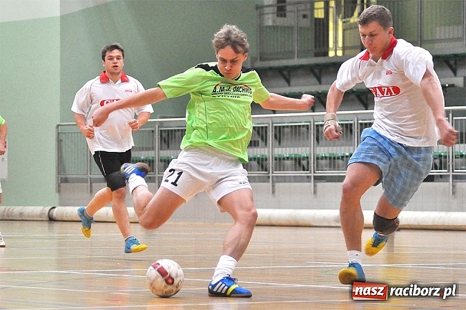 Zdjęcie w galerii na portalu naszraciborz.pl: Sześć stów w plecy trzy punkty do przodu wiadomości z regionu