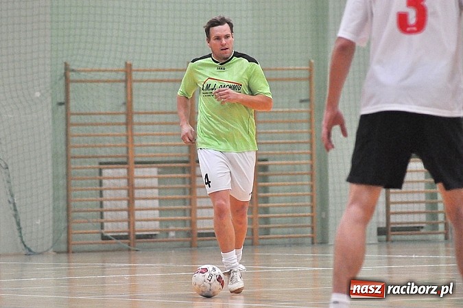 Zdjęcie w galerii na portalu naszraciborz.pl: Sześć stów w plecy trzy punkty do przodu wiadomości z regionu