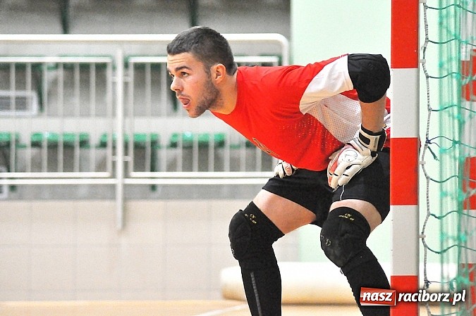 Zdjęcie w galerii na portalu naszraciborz.pl: Sześć stów w plecy trzy punkty do przodu wiadomości z regionu