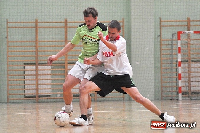 Zdjęcie w galerii na portalu naszraciborz.pl: Sześć stów w plecy trzy punkty do przodu wiadomości z regionu