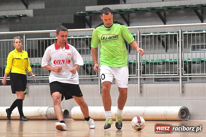 Zdjęcie w galerii na portalu naszraciborz.pl: Sześć stów w plecy trzy punkty do przodu wiadomości z regionu