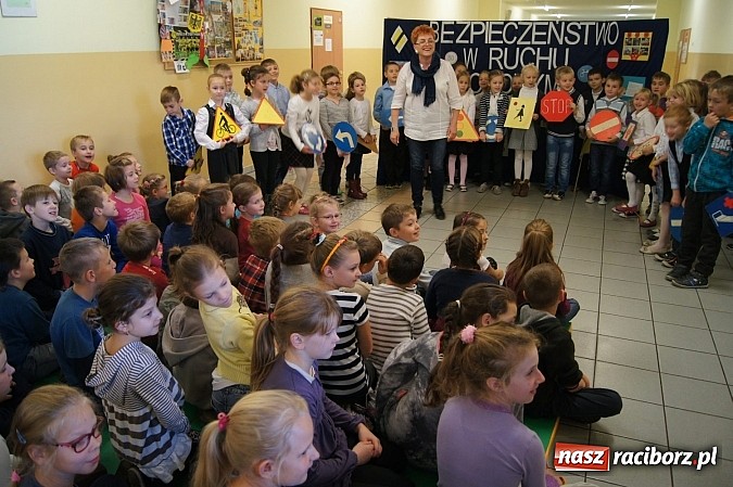 Zdjęcie w galerii na portalu naszraciborz.pl: O bezpieczeństwie drogowym w szkole w Nędzy wiadomości z regionu
