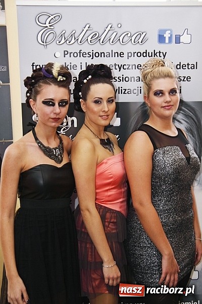 Zdjęcie w galerii na portalu naszraciborz.pl: Fryzjerskie wariacje w Zespole Szkół Zawodowych wiadomości z regionu