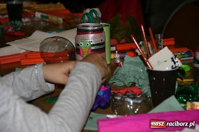 Zdjęcie w galerii na portalu naszraciborz.pl: Z nami tw&oacute;rczo płynie czas wiadomości z regionu