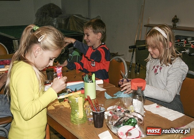 Zdjęcie w galerii na portalu naszraciborz.pl: Z nami tw&oacute;rczo płynie czas wiadomości z regionu