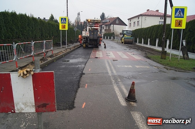Zdjęcie w galerii na portalu naszraciborz.pl: Trwają remonty dróg w gminie Nędza wiadomości z regionu