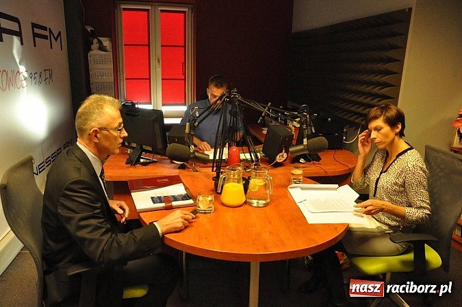 Zdjęcie w galerii na portalu naszraciborz.pl: Debata wyborcza Ronin-Lenk - pełny zapis wiadomości z regionu