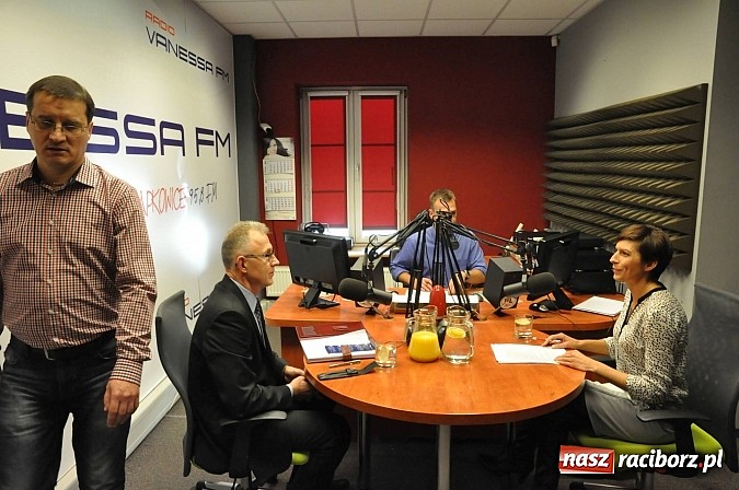 Zdjęcie w galerii na portalu naszraciborz.pl: Debata wyborcza Ronin-Lenk - pełny zapis wiadomości z regionu