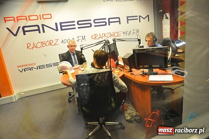 Zdjęcie w galerii na portalu naszraciborz.pl: Debata wyborcza Ronin-Lenk - pełny zapis wiadomości z regionu