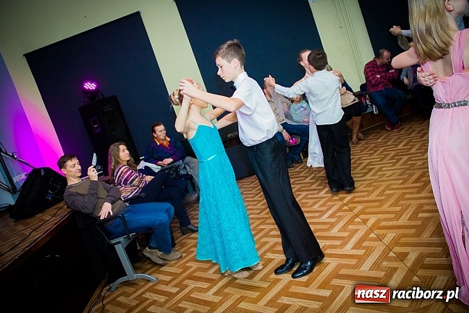 Zdjęcie w galerii na portalu naszraciborz.pl: Jesienne tańczenie w MDK wiadomości z regionu