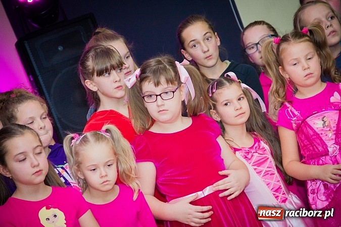 Zdjęcie w galerii na portalu naszraciborz.pl: Jesienne tańczenie w MDK wiadomości z regionu