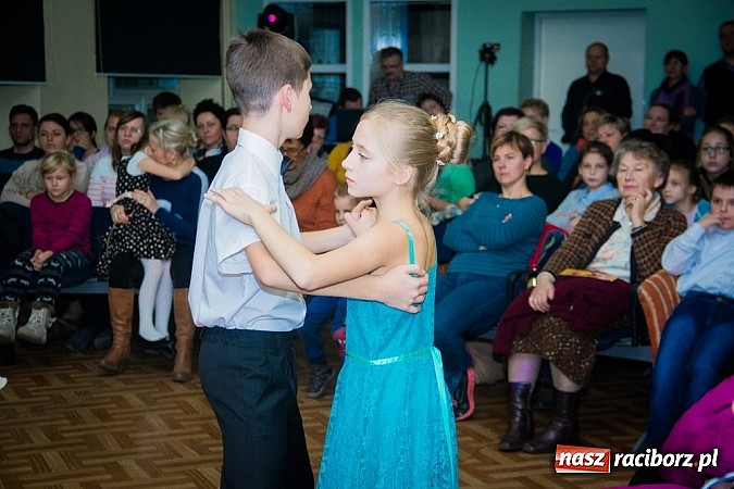 Zdjęcie w galerii na portalu naszraciborz.pl: Jesienne tańczenie w MDK wiadomości z regionu
