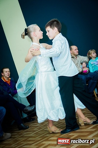 Zdjęcie w galerii na portalu naszraciborz.pl: Jesienne tańczenie w MDK wiadomości z regionu