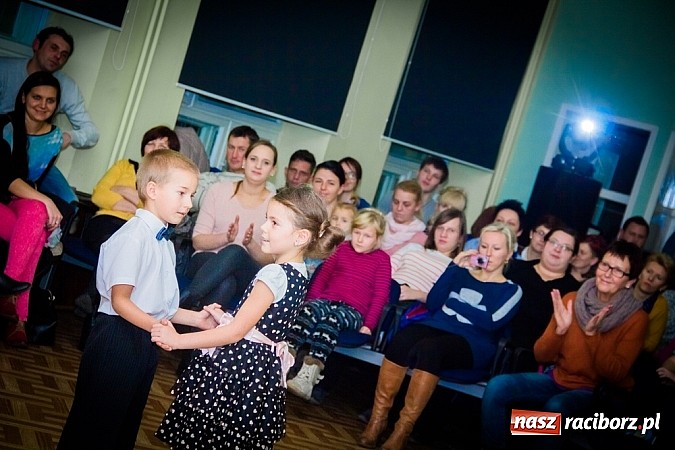 Zdjęcie w galerii na portalu naszraciborz.pl: Jesienne tańczenie w MDK wiadomości z regionu