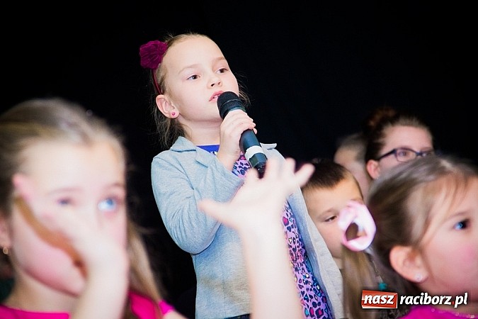 Zdjęcie w galerii na portalu naszraciborz.pl: Jesienne tańczenie w MDK wiadomości z regionu