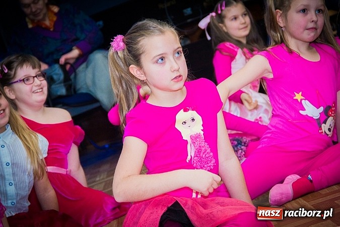 Zdjęcie w galerii na portalu naszraciborz.pl: Jesienne tańczenie w MDK wiadomości z regionu