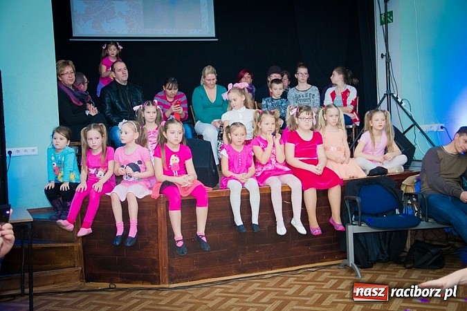 Zdjęcie w galerii na portalu naszraciborz.pl: Jesienne tańczenie w MDK wiadomości z regionu