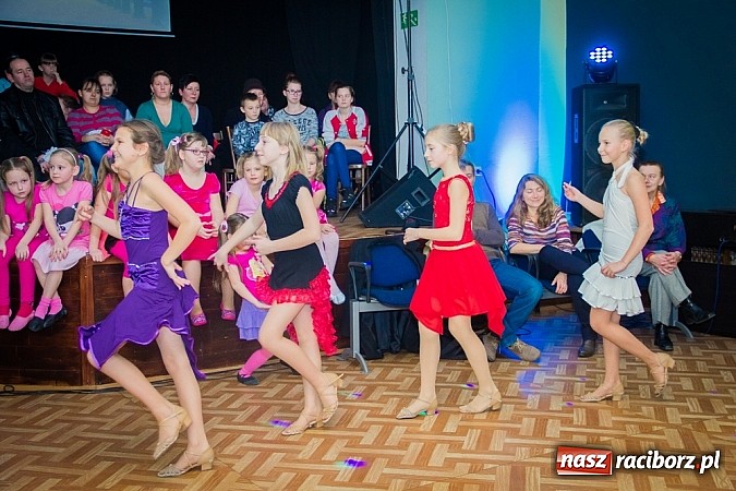 Zdjęcie w galerii na portalu naszraciborz.pl: Jesienne tańczenie w MDK wiadomości z regionu