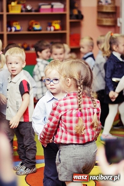 Zdjęcie w galerii na portalu naszraciborz.pl: Prezydent pasował przedszkolaki w Przedszkolu nr 23 wiadomości z regionu