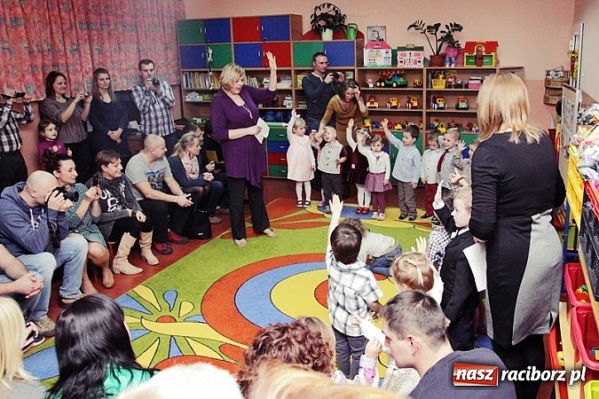 Zdjęcie w galerii na portalu naszraciborz.pl: Prezydent pasował przedszkolaki w Przedszkolu nr 23 wiadomości z regionu