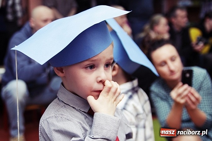 Zdjęcie w galerii na portalu naszraciborz.pl: Prezydent pasował przedszkolaki w Przedszkolu nr 23 wiadomości z regionu