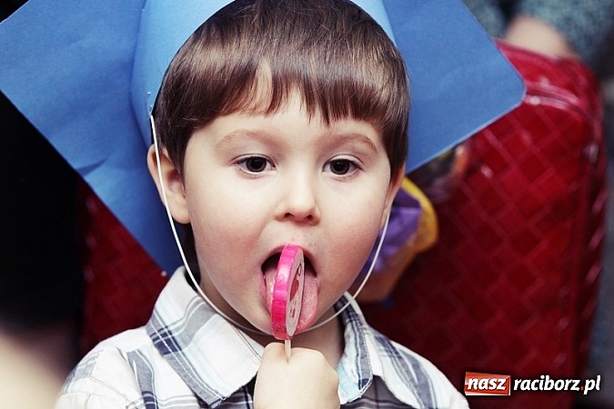 Zdjęcie w galerii na portalu naszraciborz.pl: Prezydent pasował przedszkolaki w Przedszkolu nr 23 wiadomości z regionu