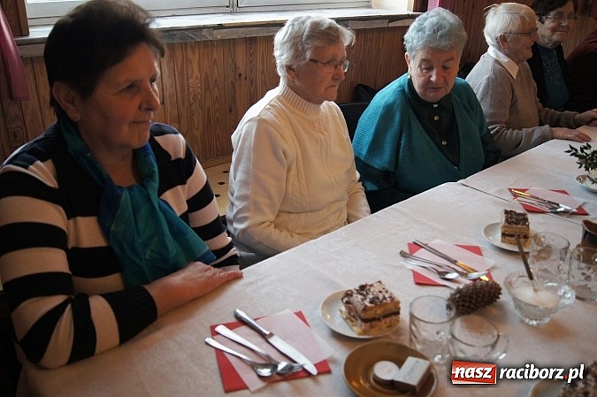 Zdjęcie w galerii na portalu naszraciborz.pl: Z kołem emerytów z Babic życie wygląda inaczej wiadomości z regionu