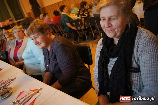 Zdjęcie w galerii na portalu naszraciborz.pl: Z kołem emerytów z Babic życie wygląda inaczej wiadomości z regionu