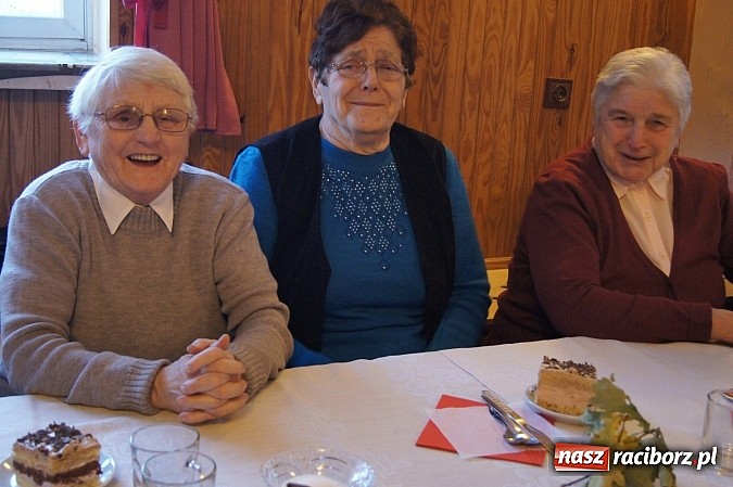 Zdjęcie w galerii na portalu naszraciborz.pl: Z kołem emerytów z Babic życie wygląda inaczej wiadomości z regionu