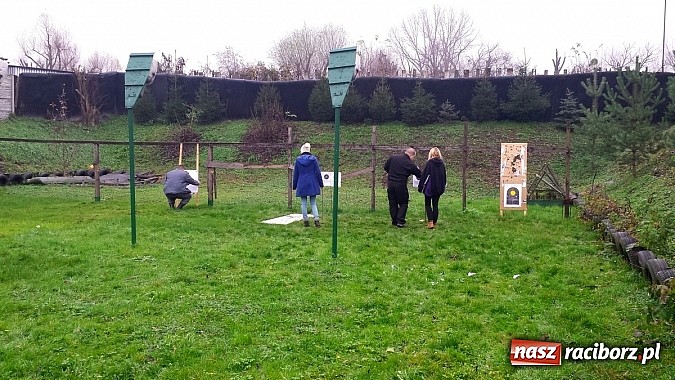 Zdjęcie w galerii na portalu naszraciborz.pl: Studenci PWSZ stawiają pierwsze kroki na strzelnicy wiadomości z regionu