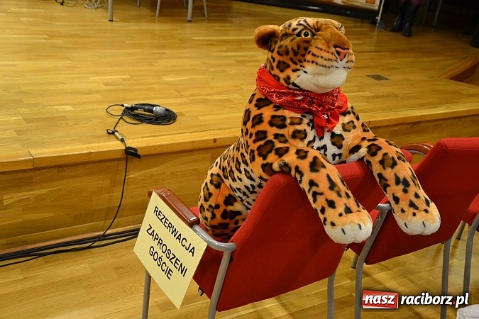 Zdjęcie w galerii na portalu naszraciborz.pl: Festiwal Podróżniczy Wiatraki rozpoczęty  wiadomości z regionu