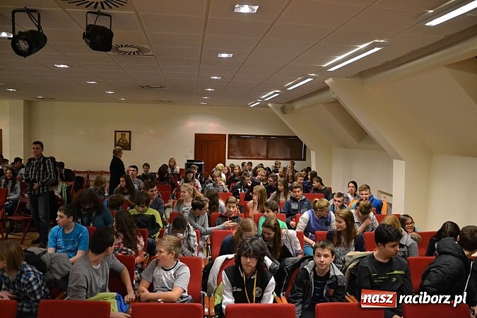 Zdjęcie w galerii na portalu naszraciborz.pl: Festiwal Podróżniczy Wiatraki rozpoczęty  wiadomości z regionu