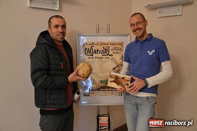 Zdjęcie w galerii na portalu naszraciborz.pl: Festiwal Podróżniczy Wiatraki rozpoczęty  wiadomości z regionu