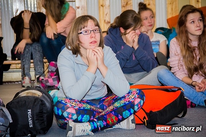 Zdjęcie w galerii na portalu naszraciborz.pl: Świetna zabawa w czasie Nocy Tolerancji w Gimnazjum Nr 5 wiadomości z regionu