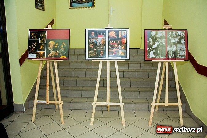 Zdjęcie w galerii na portalu naszraciborz.pl: Promocja 20. Almanachu Prowincjonalnego wiadomości z regionu
