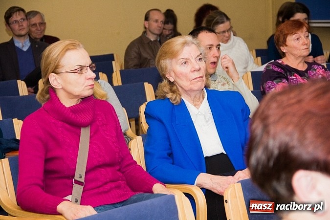 Zdjęcie w galerii na portalu naszraciborz.pl: Promocja 20. Almanachu Prowincjonalnego wiadomości z regionu