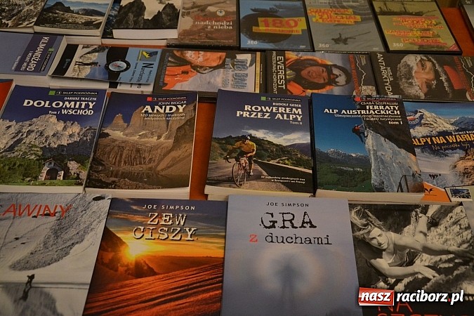 Zdjęcie w galerii na portalu naszraciborz.pl: XI Festiwal Podróżniczy Wiatraki - pełna sala na Bieleckim wiadomości z regionu